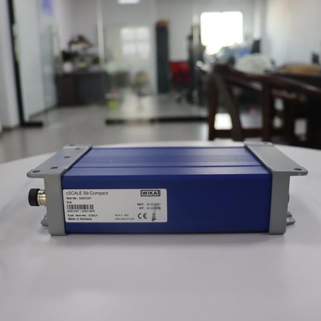 cSCALE S9 Compact Safety Controller