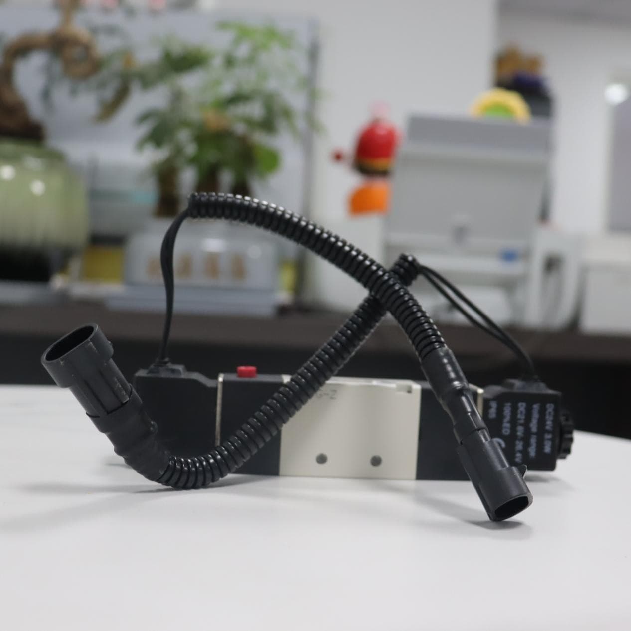 4V220-08 Double Solenoid 5/2 Way Solenoid Valve