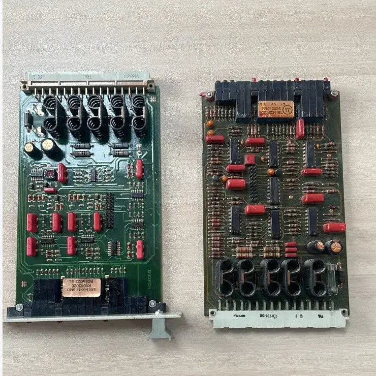 XCMG Old Model Crane Original Lower Cab Control Mainboard (ER81-60-12)